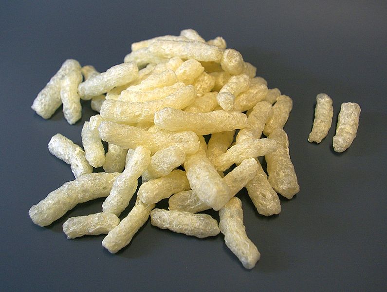 Packaging peanuts made from bioplastics (thermoplastic starch)